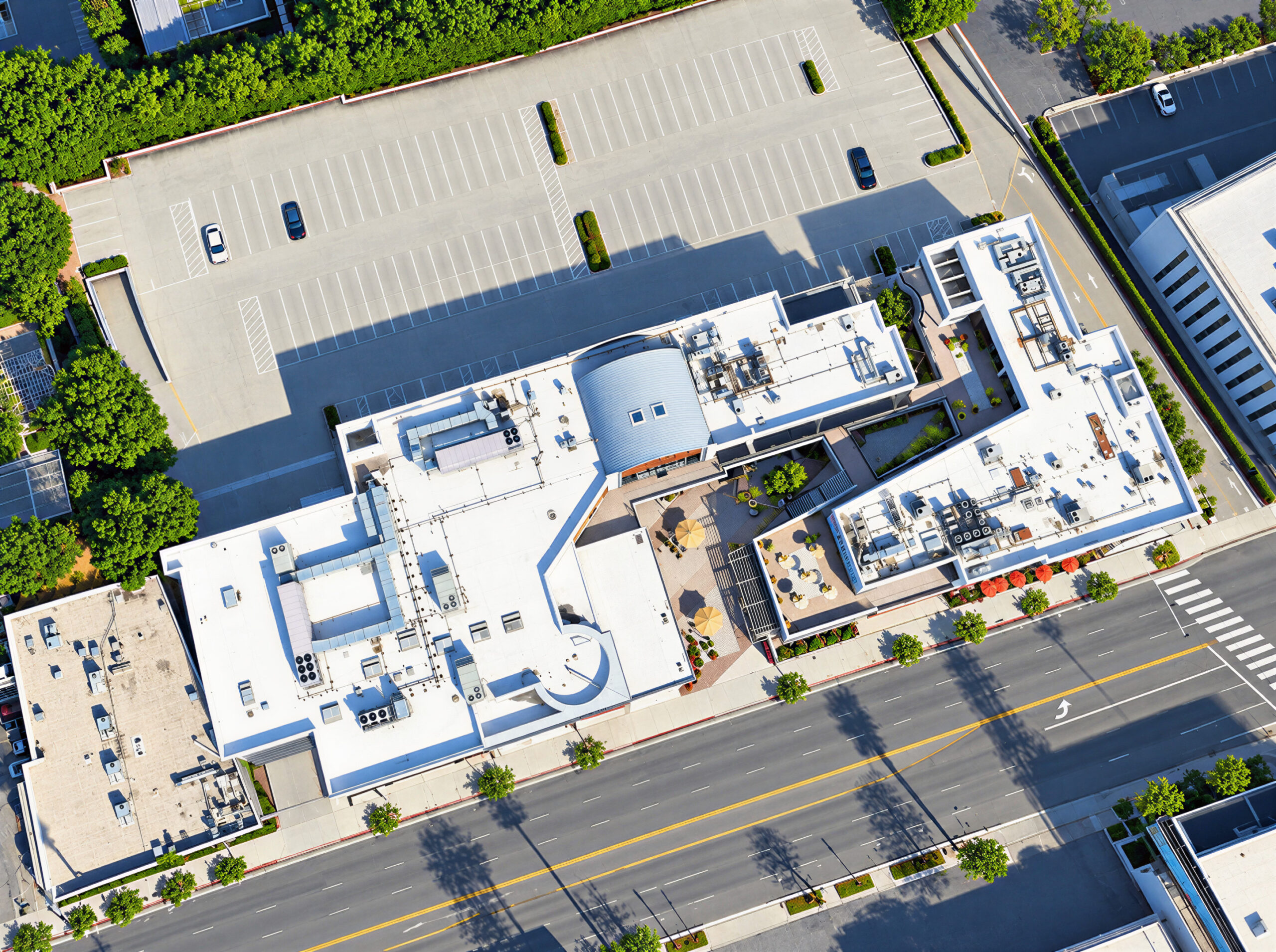 EncinoCourtyard12