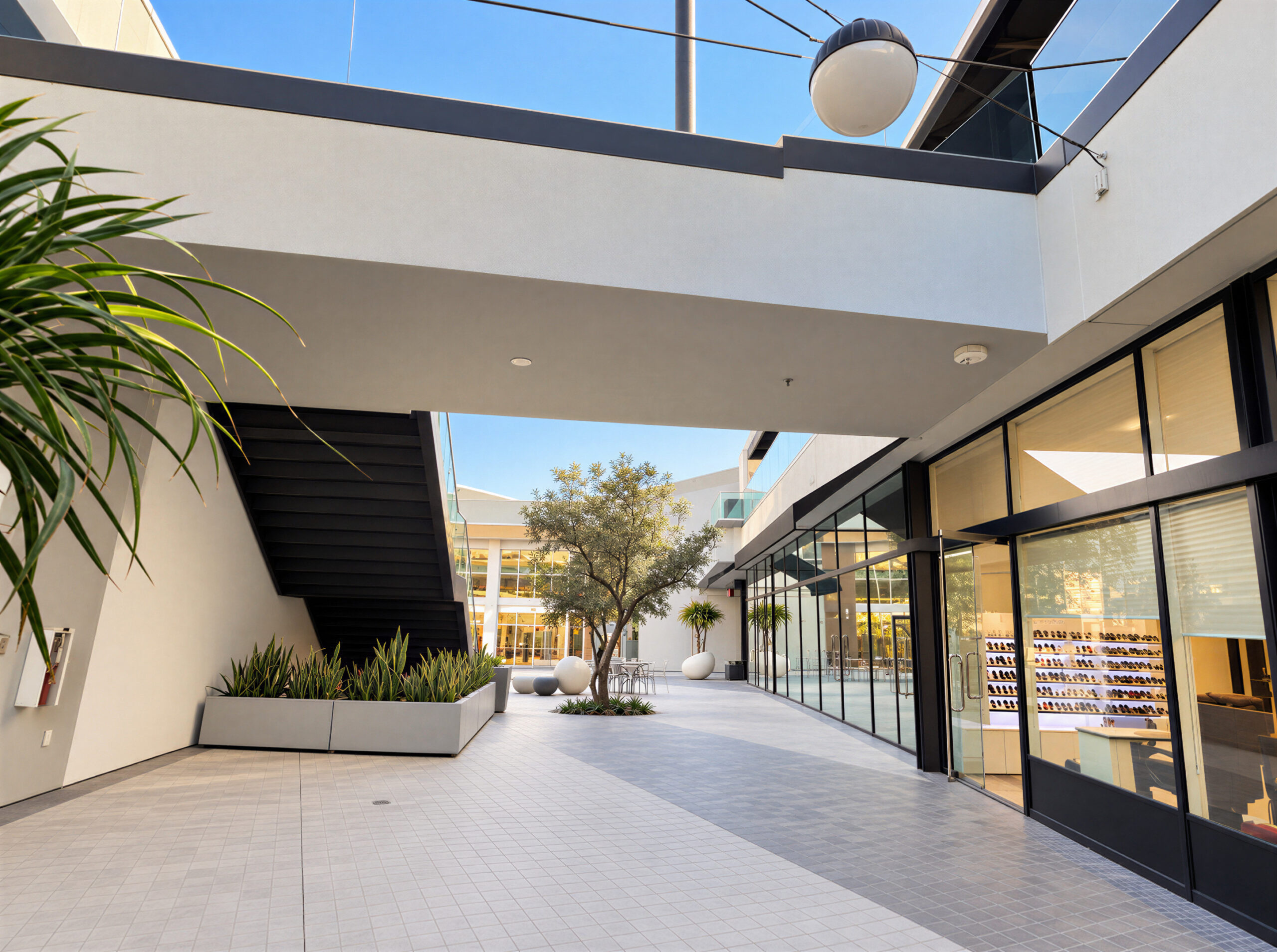 EncinoCourtyard3